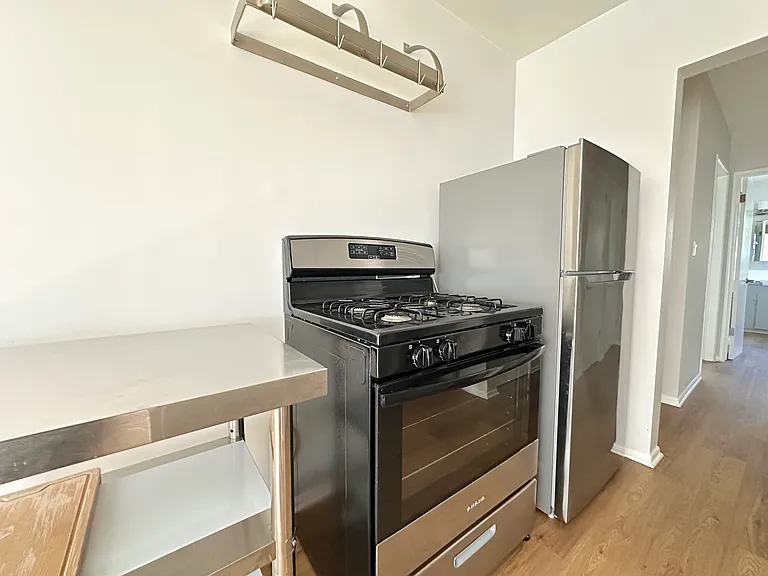 4307 Cedros Ave #4311-1 — Photo 8