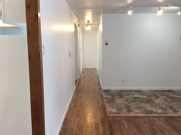 4th image of 729 S 16th St
