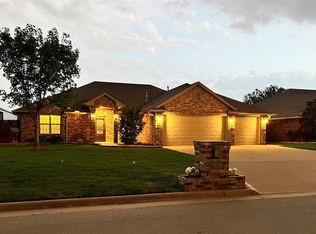 816 Candace Ln, Altus, OK 73521
