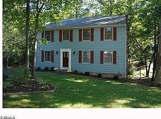 1703 Crumpets Ct, North Chesterfield, VA 23235