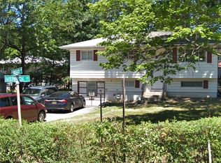 21 Merrick Dr, Spring Valley, NY 10977