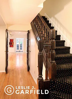 Rented by Leslie J. Garfield | media 14