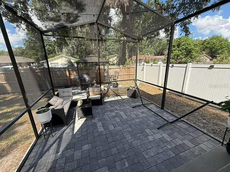 408 Finley Ave — Photo 27