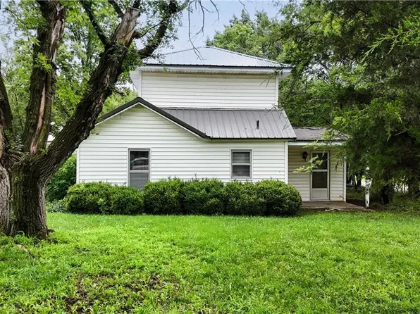 761 Garrison St, Fort Scott, KS 66701