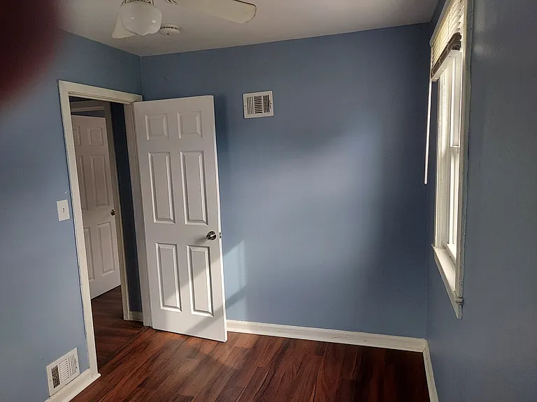 2814 Keating St — Photo 17