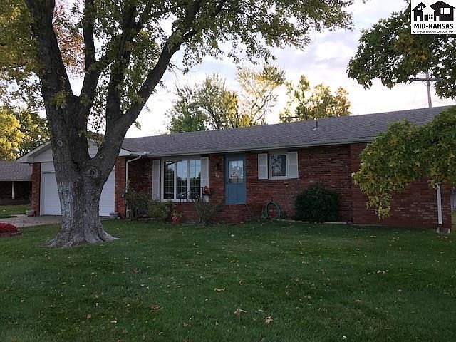 1st image of 26 Eastwood Dr