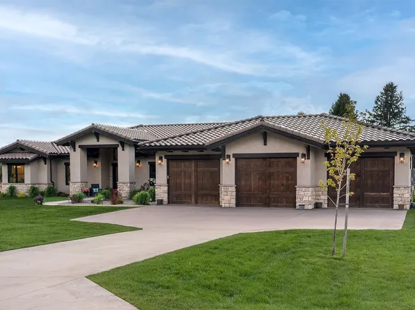 344 Chapman Ln, Bigfork, MT 59911