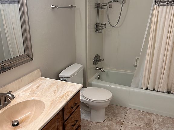 5th image of 524 Phillipena St