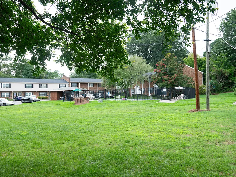 1002 Willow Dr #60 — Photo 26