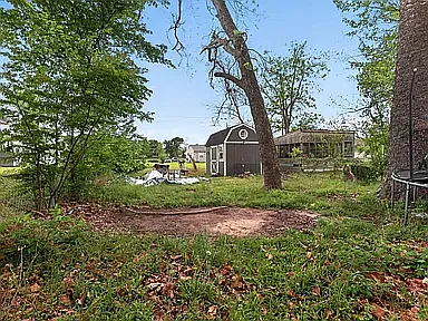 511 W Orange St — Photo 8