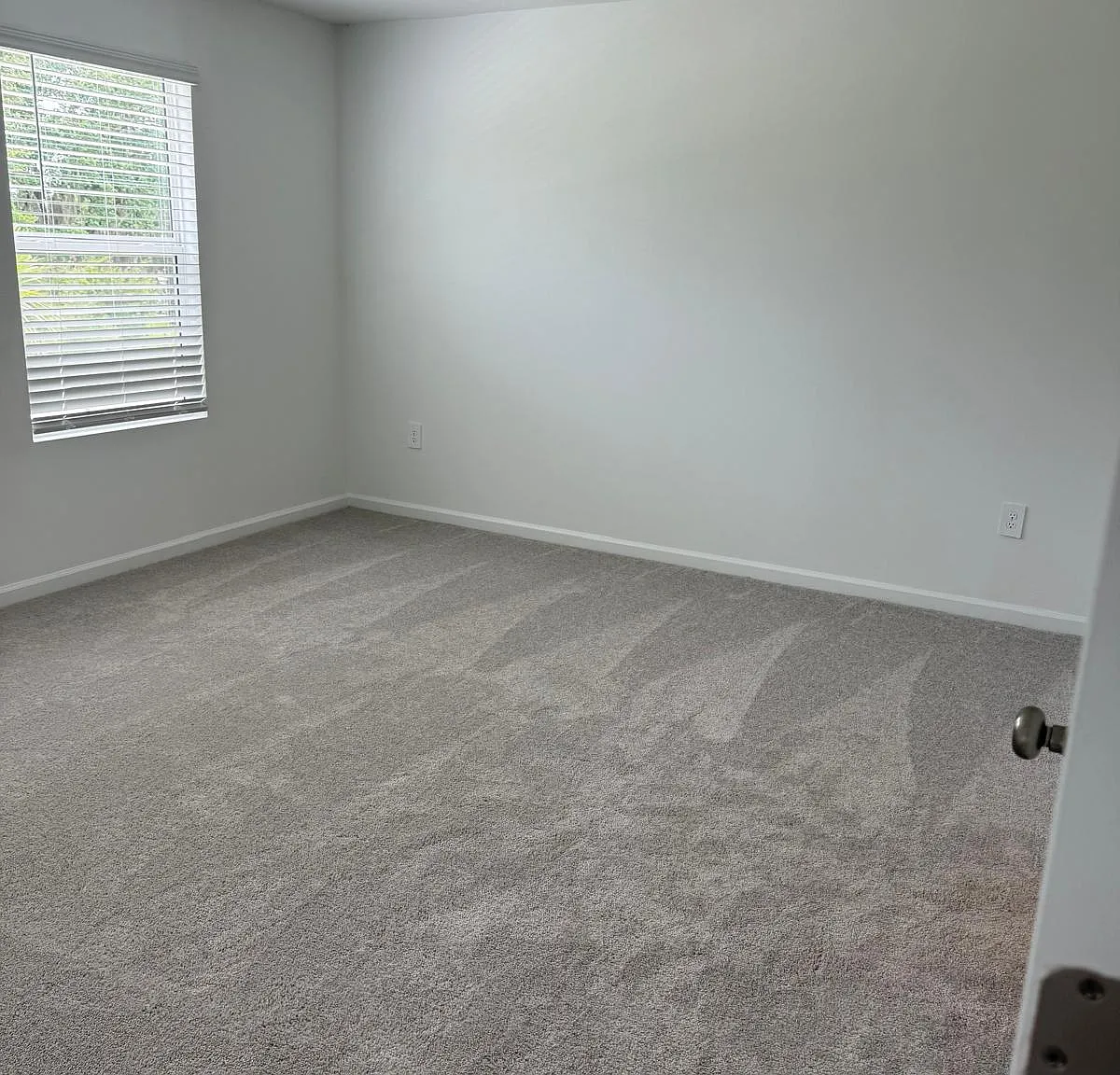 3 bed, 2.5 bath, 1823 sqft, $2,250 — Photo 2