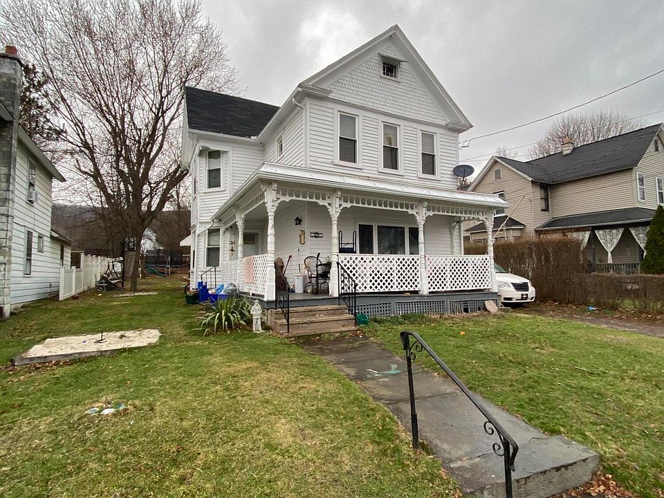 319 3rd St, Blakely, PA 18447 Zillow