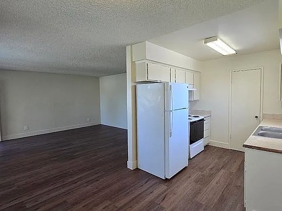 5th image of 310 N 9th St #201