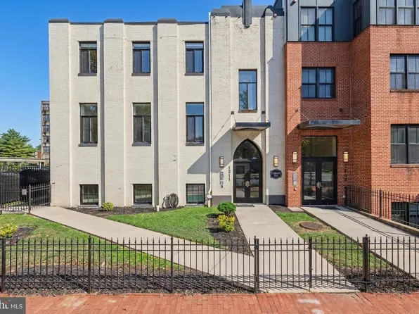 1211 G St SE Unit 9, Washington, DC 20003
