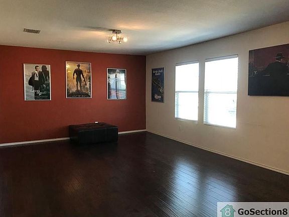 5th image of 12903 Pearson Dr