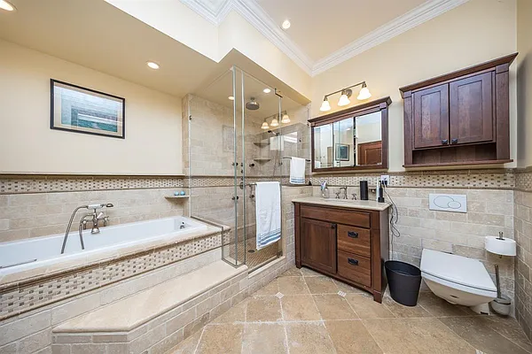 Sold by NestApple, Inc. | media 22