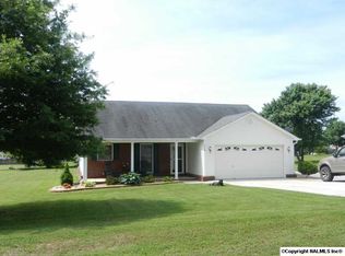 178 Saint Clair Dr, New Market, AL 35761