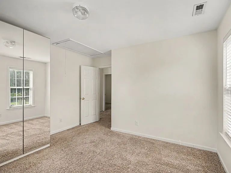 9231 Mitchell Glen Dr — Photo 16