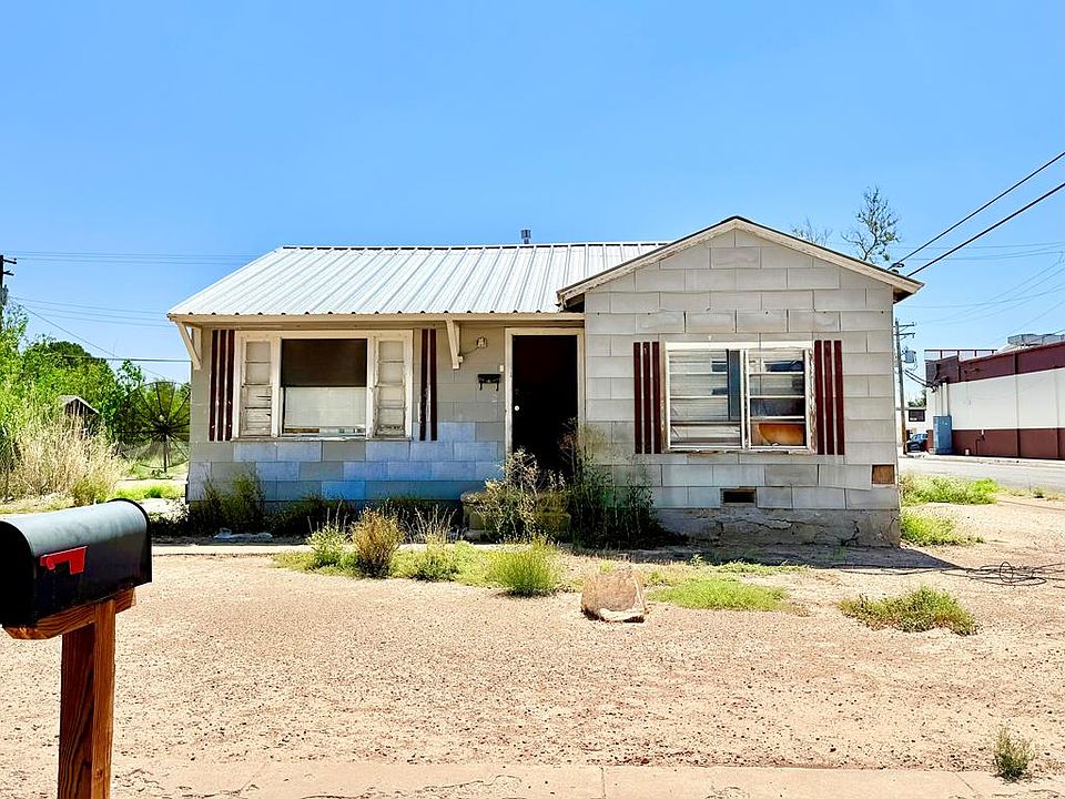 1st image of 1100 N Pecos St