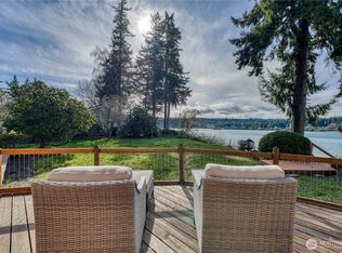 2735 Marine Drive, Bremerton, WA 98312