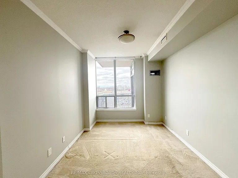 15 N Park Rd #1004 — Photo 19