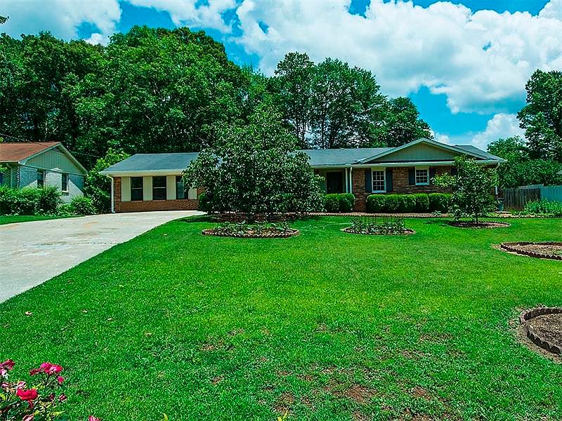 1st image of 662 Oneta Dr