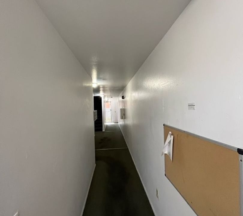 2nd image of 1633 Randolph Rd APT 2