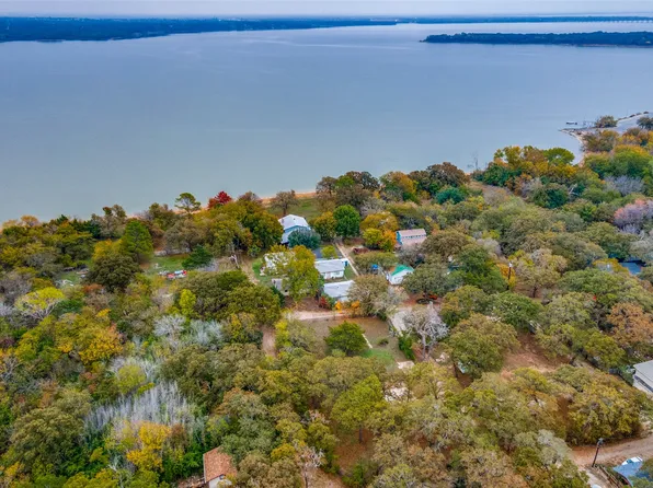 507 June Rd, Shady Shores, TX 76208