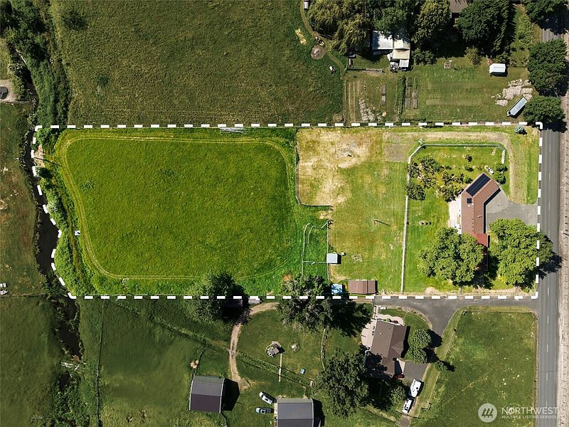 4th image of 85327 Highway 339