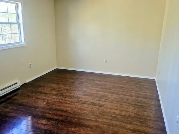 2908 Fairhaven Dr, Tobyhanna, PA 18466