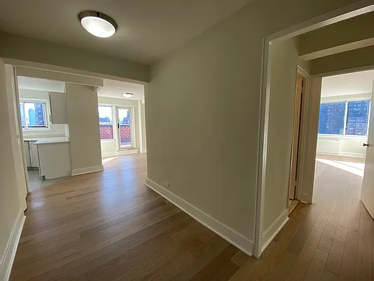 Rented by Stonehenge NYC LLC | media 20