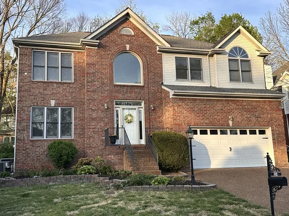 504 Schooner Cv, Hermitage, TN 37076