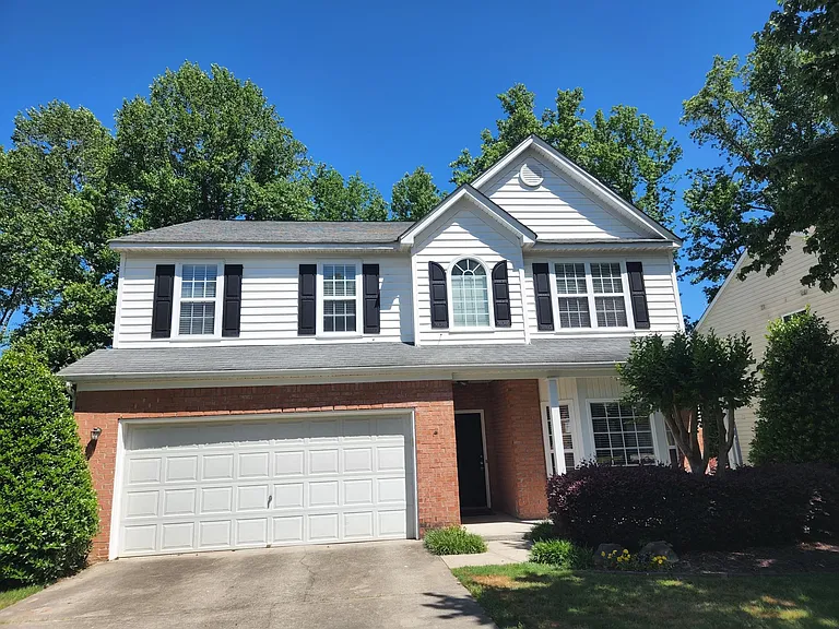 2350 Kirkstone Dr — Photo 23