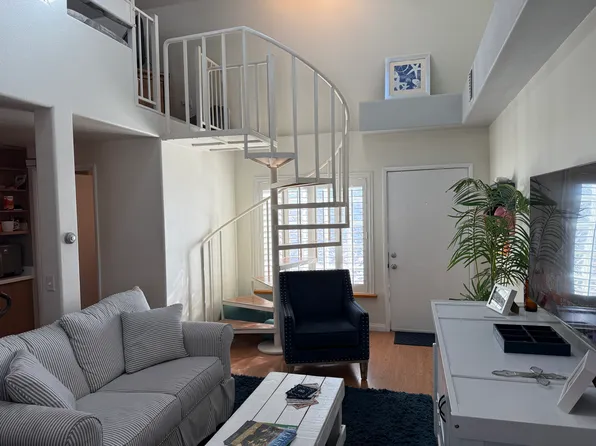 635 Avenue H #2, Boulder City, NV 89005