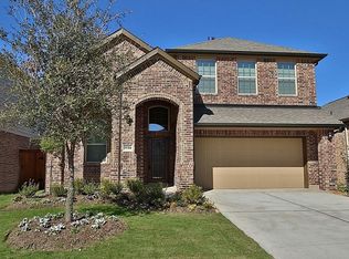 19314 S Cottonwood Green Ln, Cypress, TX 77433
