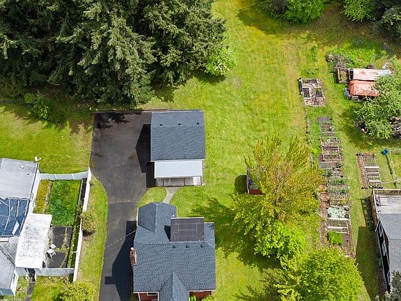 3rd image of 7609 20th Avenue E