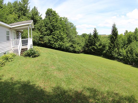 5th image of 445 Mountain View Rd