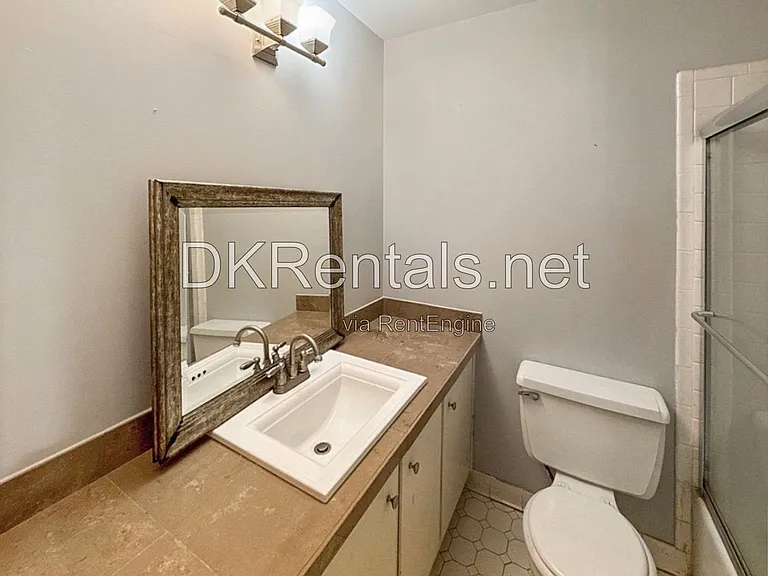 1580 Bainbridge Ln — Photo 14