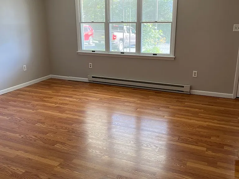 207 S Beech St — Photo 3