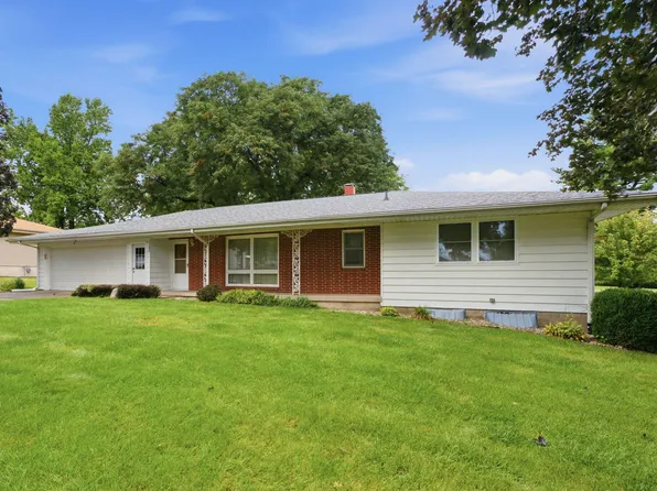 1205 Northwood Ln, Muscatine, IA 52761