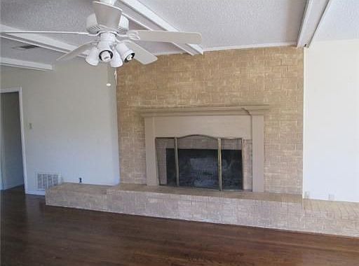 3rd image of 3510 Parliament Dr