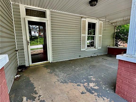 5th image of 811 F St