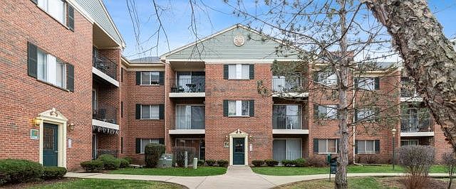 1st image of 1512 N River West Ct Unit 2A