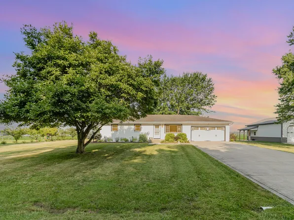 774 S 575 W, Hebron, IN 46341