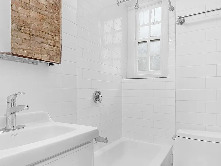 516 E 78th St #6L — Photo 6