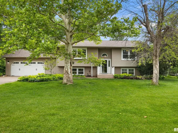 166 Hopewell Dr, Hopewell, IL 61565