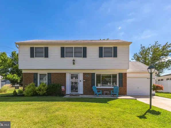 24 Briarcliff Rd, Marlton, NJ 08053