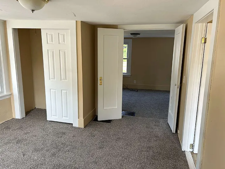 2992 Main St #1 — Photo 3