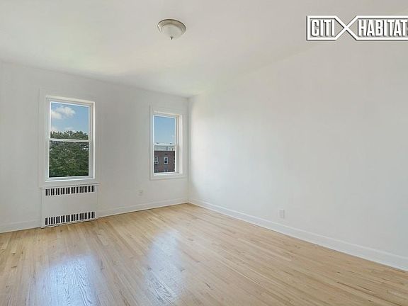 5th image of 8510 34th Ave #610
