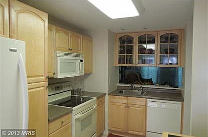 2nd image of 20536 Strath Haven Dr